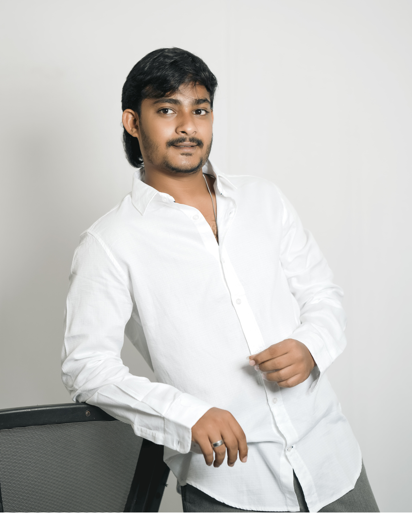 Classic White Shirt- Slim Fit