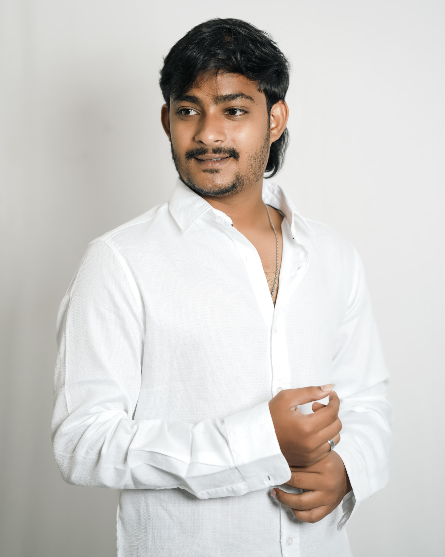 Classic White Shirt- Slim Fit